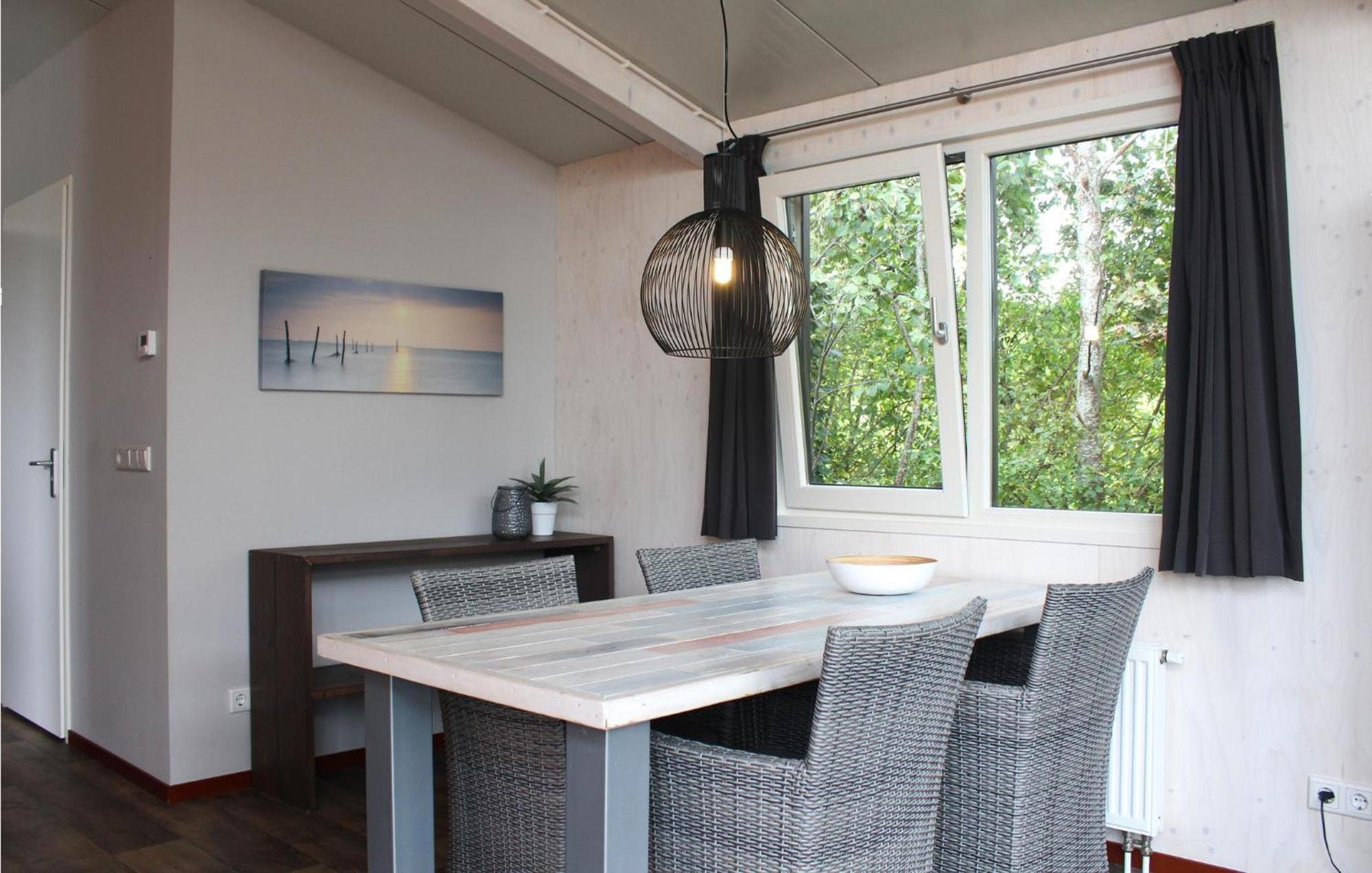 Beautiful Home In Sint-Annaland With Wifi Exterior photo